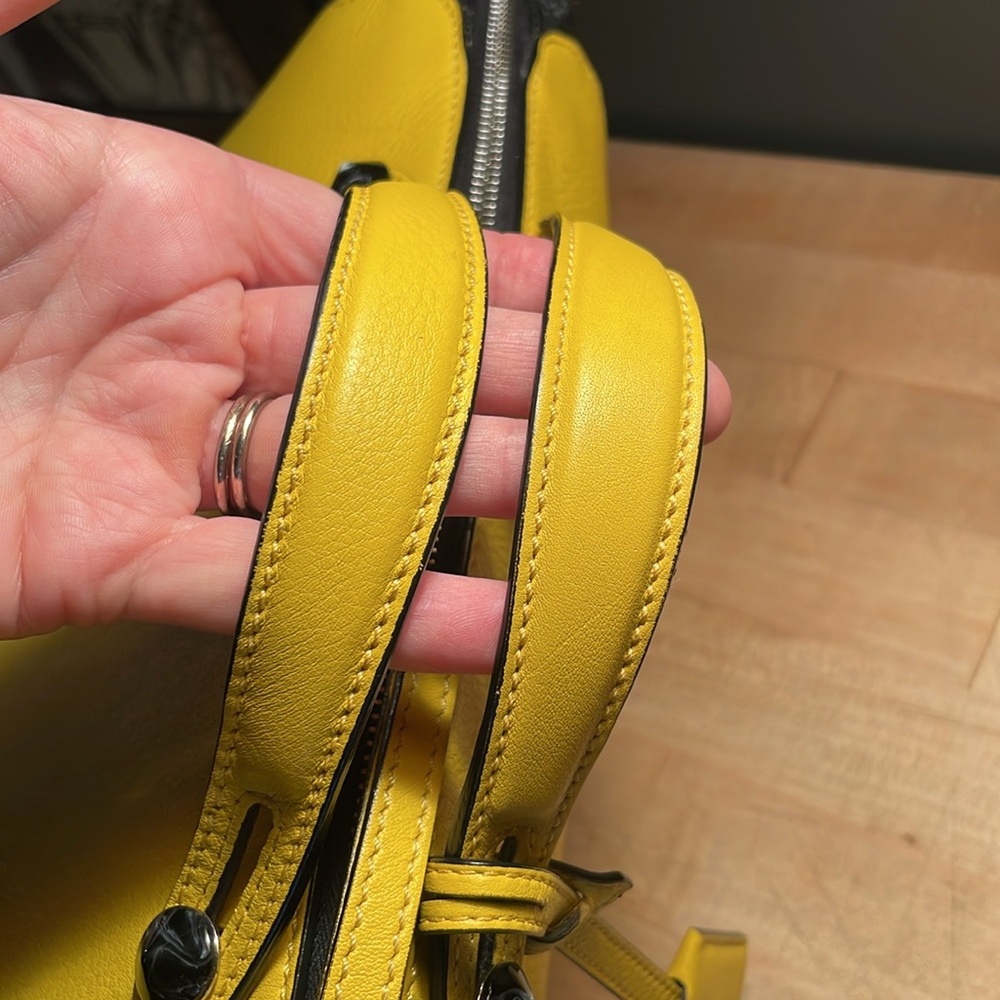 🛑SOLD🛑Fendi By The Way Yellow Black Croc Tail Bag! Monster Vibes!🖤💛🖤 - Picture 15 of 16